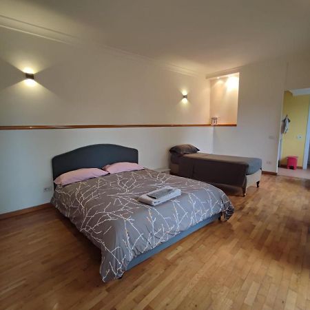 Studio Apartment In Neapolitan Castle Int 28 Экстерьер фото
